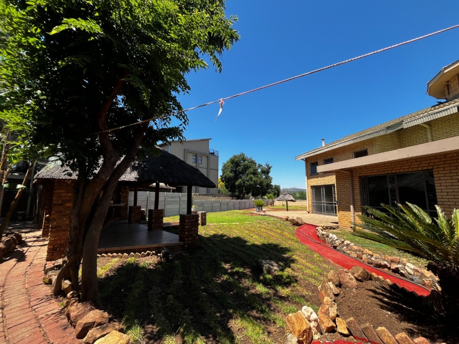 To Let 4 Bedroom Property for Rent in Schoemansville North West